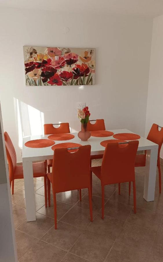 Family Apartments Tomy Punat Esterno foto