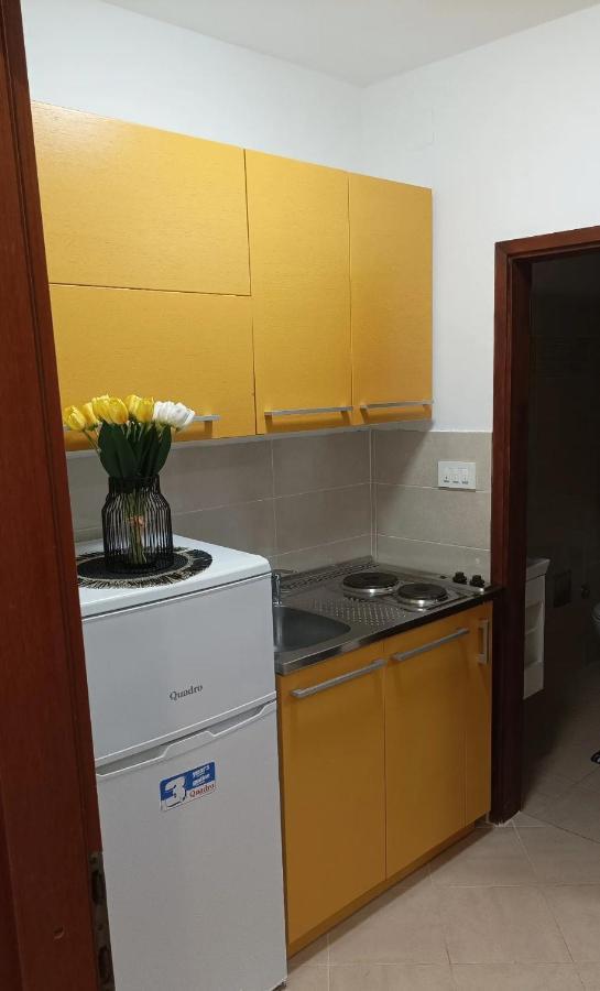 Family Apartments Tomy Punat Esterno foto