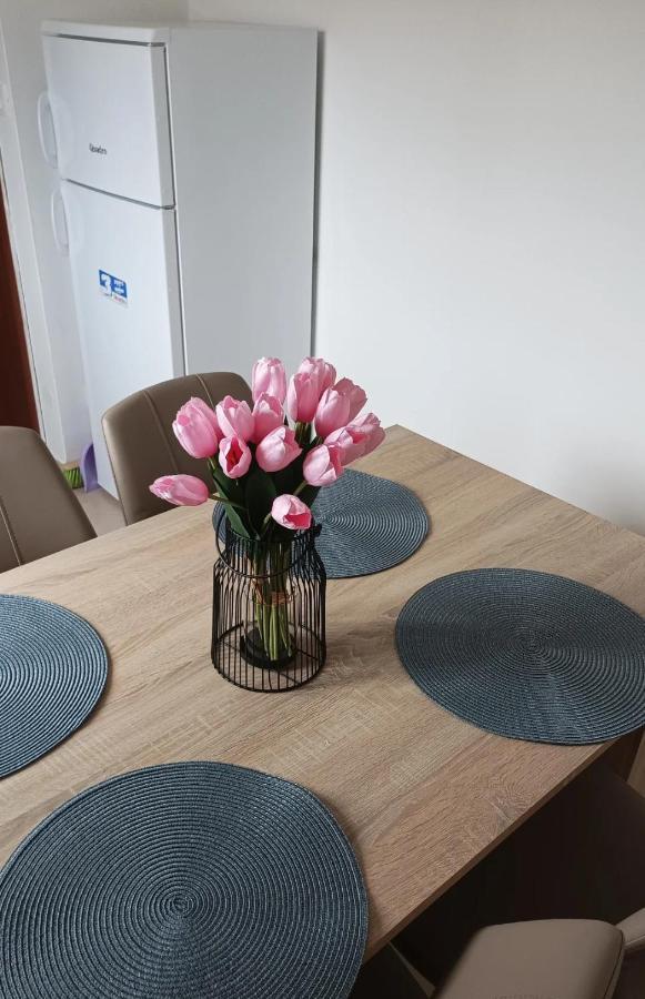Family Apartments Tomy Punat Esterno foto