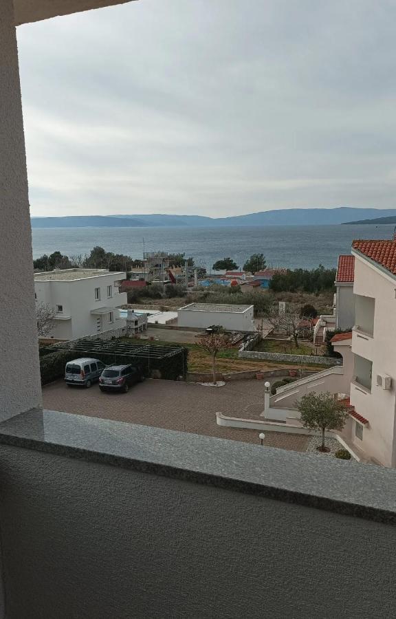 Family Apartments Tomy Punat Esterno foto