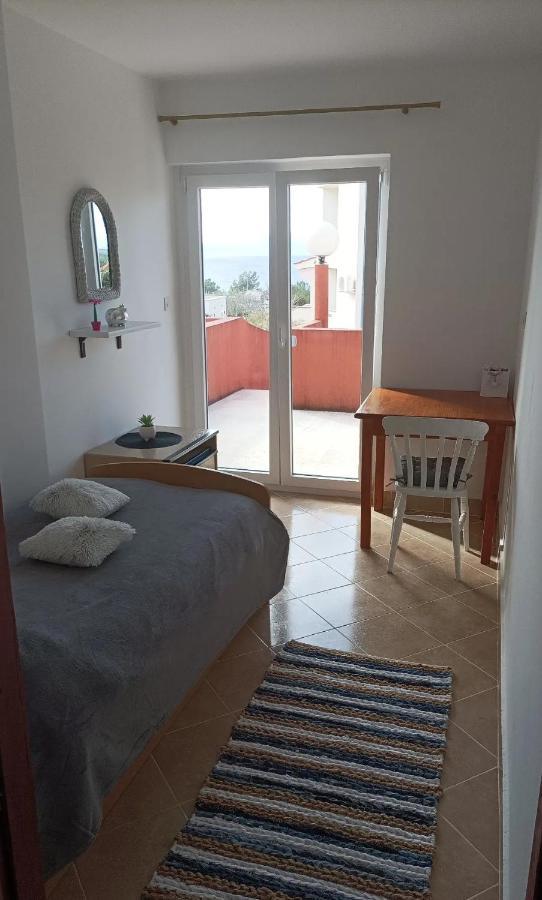 Family Apartments Tomy Punat Esterno foto